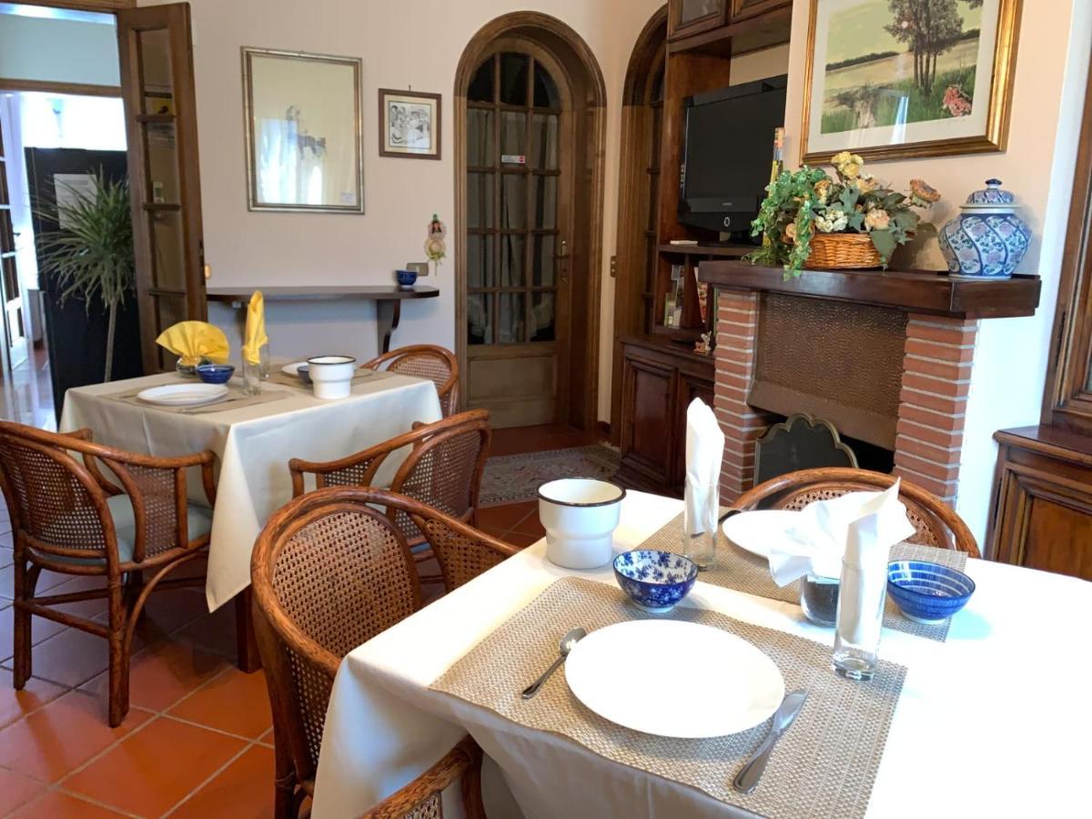 Bed and Breakfast Al Borgo à Lucques Extérieur photo