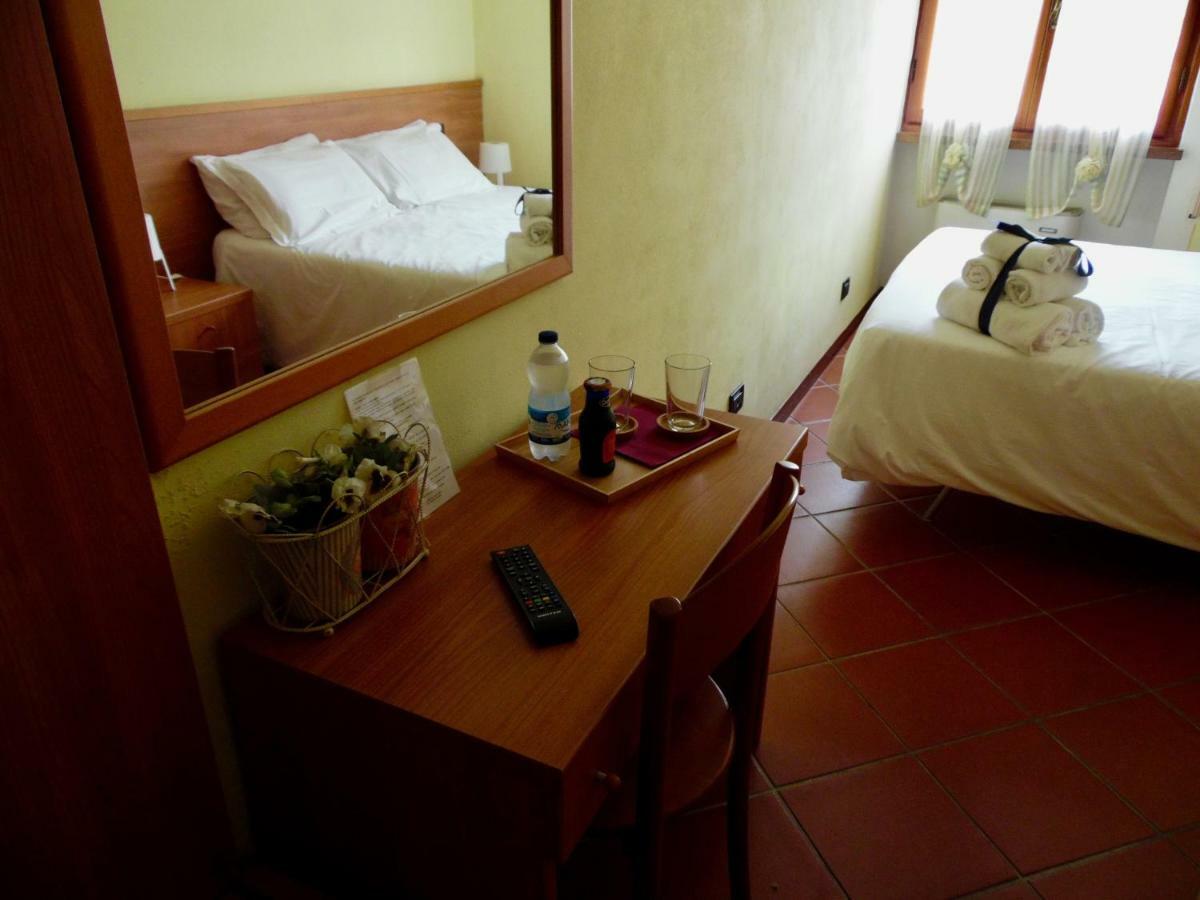Bed and Breakfast Al Borgo à Lucques Extérieur photo